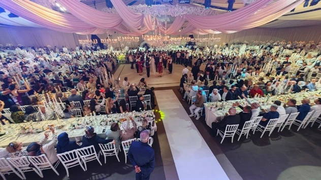 Elazığ'da iş, siyaset ve sanat dünyası bu düğünde bir araya geldi