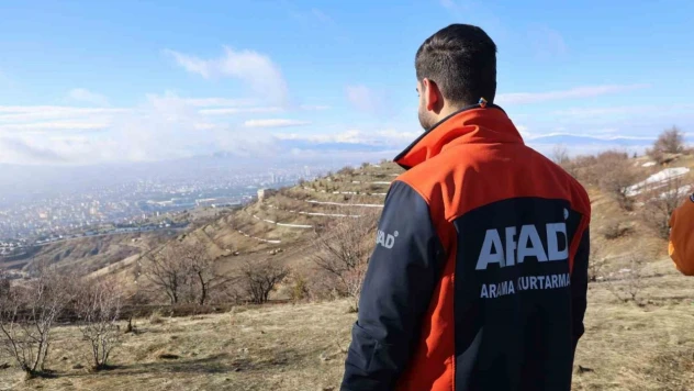 Elazığ'da kayıp yaşlı adamı arama çalışmaları sürüyor