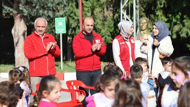 Elazığ'da Kızılay haftası coşkusu: 100'ün üzerinde okul ziyaret edilecek