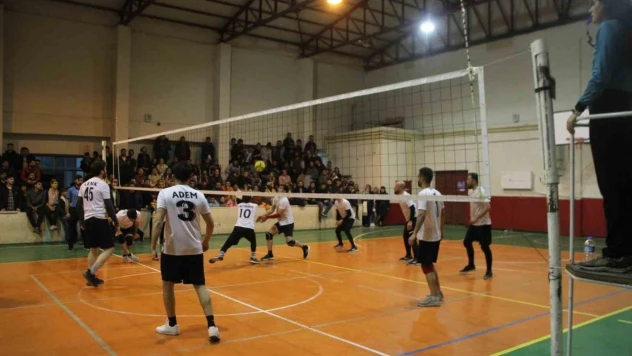Malazgirt'te 'Kurumlar Arası Voleybol Turnuvası' sona erdi