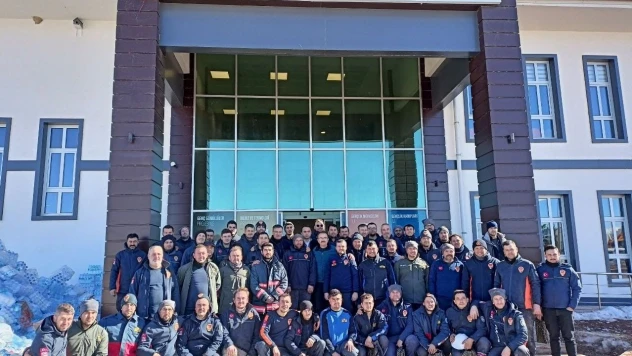Manisalı itfaiyeciler deprem bölgesinden dönüyor