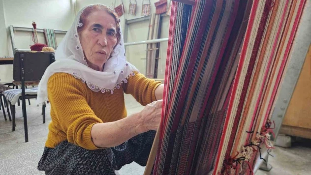 Unutulan 'cacım' dokuma yeniden hayat buluyor