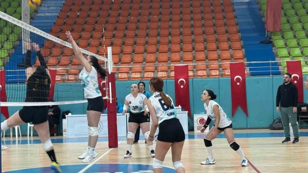 Yıldız Kadınlar Voleybol İl Birinciliği tamamlandı