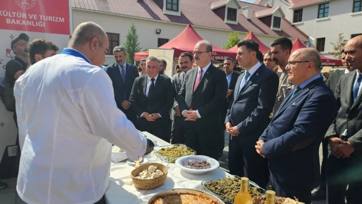 'Bir Anadolu Şenliği' Tunceli'de başladı