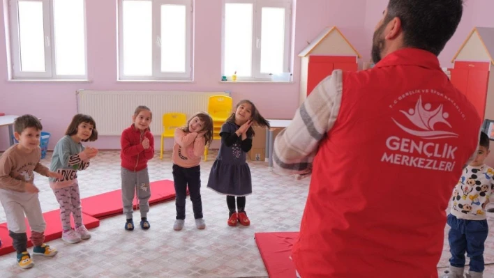 'Genç Ofis' çalışmalarına devam ediyor