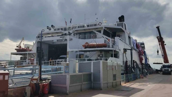 'Orhangazi' ve 'Osmangazi' feribotları yardım için Hatay'a yola çıktı