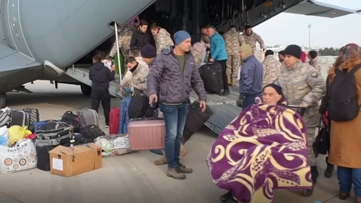 'Yaşanılan acıyı depremzedelere 'acıma' olarak yansıtmamalıyız'