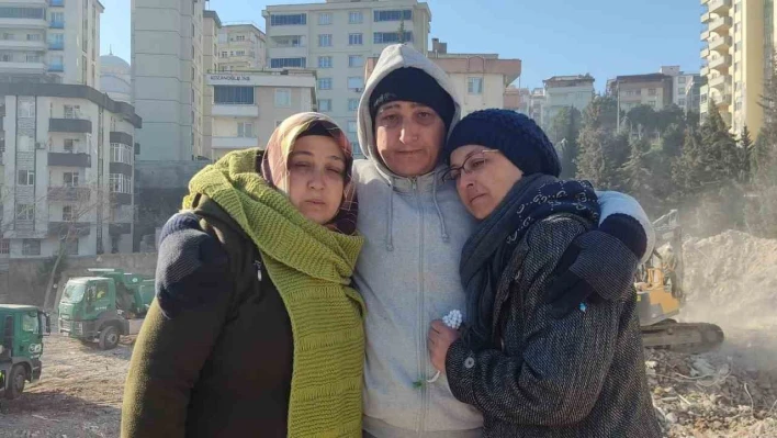 Acılı annenin tek umudu kayıp kızını ve babasını bulmak