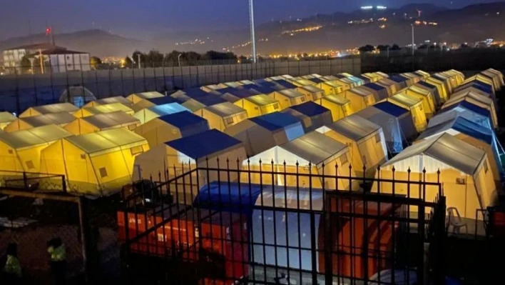Adana'da çadır kentlere enerji sağlandı