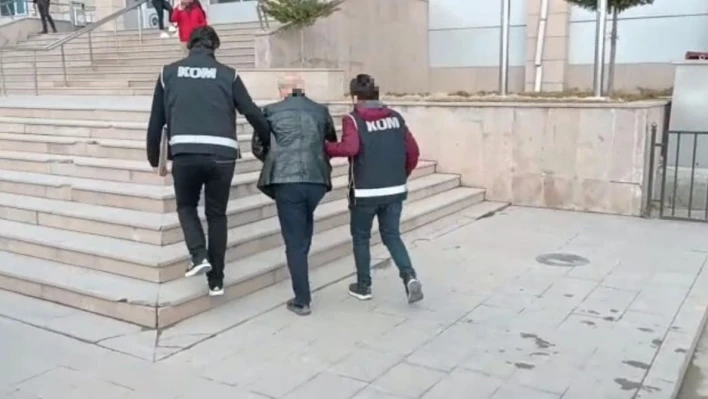 Adıyaman'da depremde sitesi yıkılan müteahhit İran'a kaçarken yakalandı