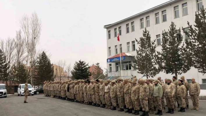 Ağrı'dan deprem bölgesine 152 astsubay ve güvenlik korucusu gönderildi