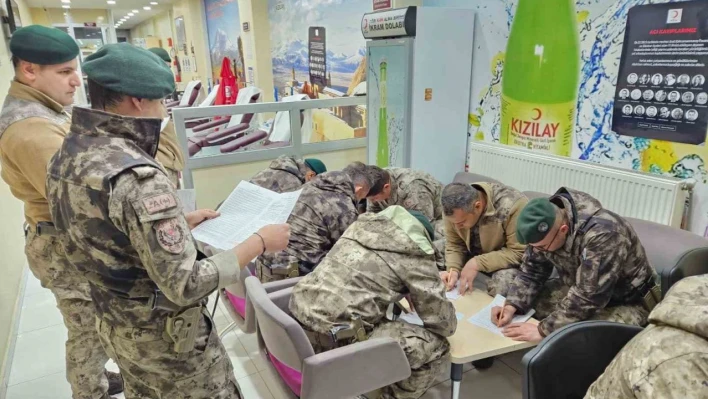 Ağrı Özel Harekat Polisinden Kan Bağışı