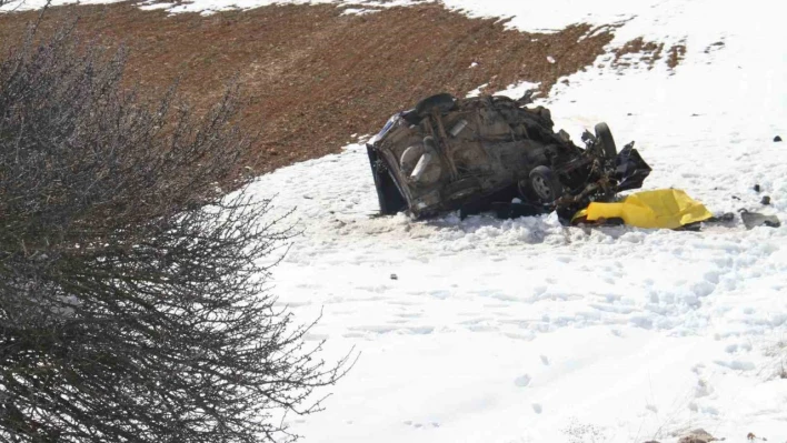 Ailelerinin haber alamadığı 2 kişinin trafik kazasında öldüğü ortaya çıktı