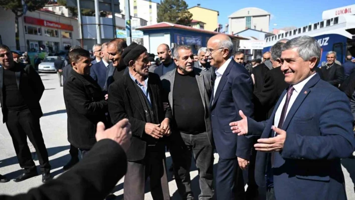 AK Parti Büyükşehir Belediye Başkan Adayı Sami Er Arapgir ilçesini ziyaret etti