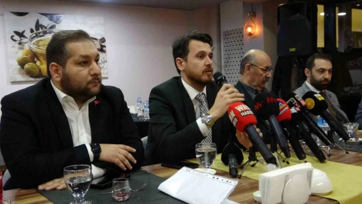 AK Parti Van İl Başkanı Emre Güray basınla bir araya geldi