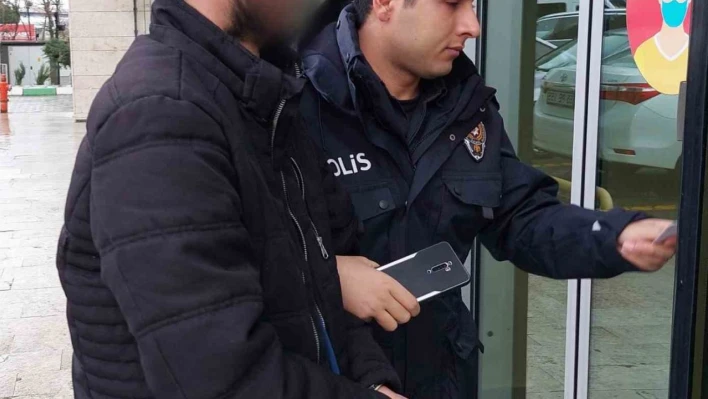 Akrabasını baltayla ağır yaralayan şahıs tutuklandı