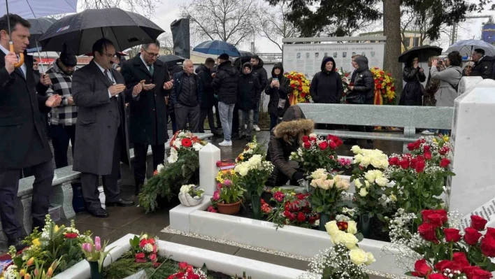 Almanya'da Hanau'daki ırkçı saldırının kurbanları unutulmadı