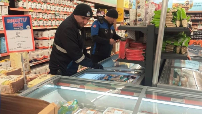 Altınova'da marketler gözetim altında