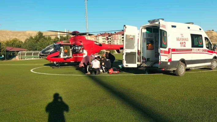 Ambulans helikopter Malatya'da 2 hasta için havalandı