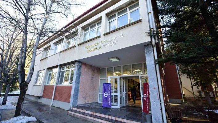 Anadolu PDRM depremden etkilenen öğrencilere psikolojik yardım sunuyor