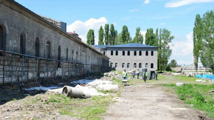 Ardahan'da Millet Bahçesi İnşaat Çalışmaları devam Ediyor