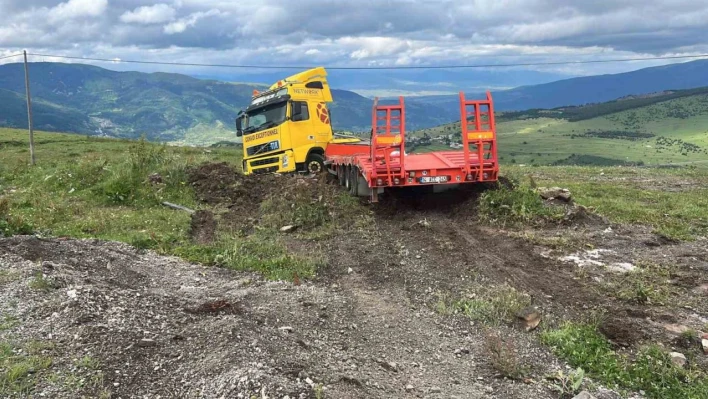 Ardahan'da trafik kazası: 3 yaralı