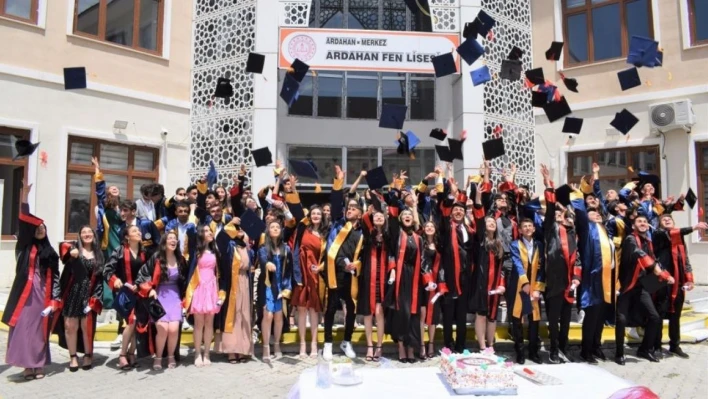 Ardahan Fen Lisesi'nden YKS'de büyük başarı