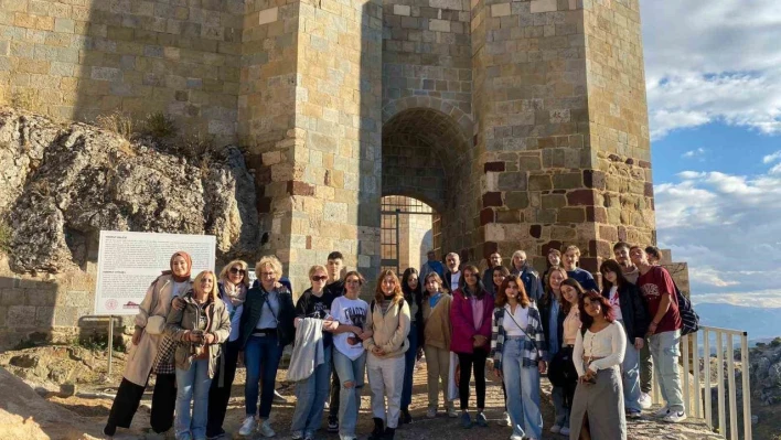 Avrupalı öğrencilerden Harput'a tam not