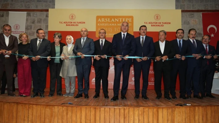 Bakan Ersoy: 'Arslantepe, insanlık tarihinde devletleşme sürecine ışık tutan eşsiz bir merkezdir'
