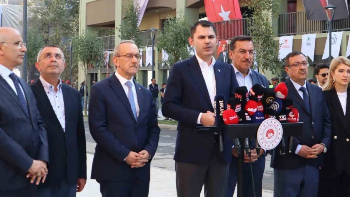 Bakan Kurum: 'Şehirlerimiz her alanda ayağa kalkıyor'
