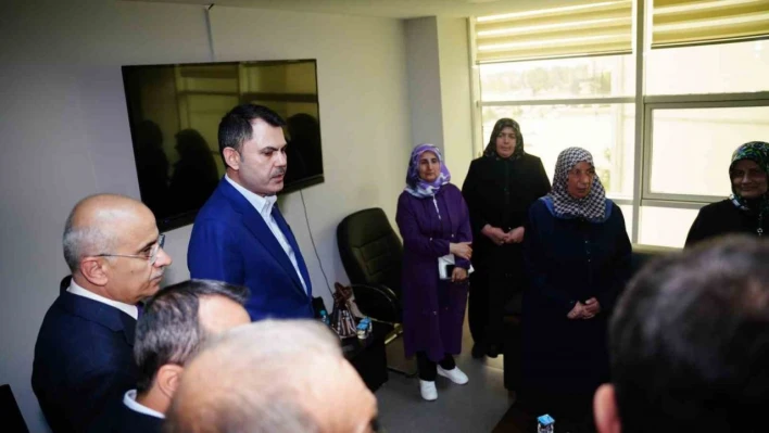 Bakan Kurum: 'Son yuvamız teslim edilinceye kadar burada olmaya devam edeceğiz'