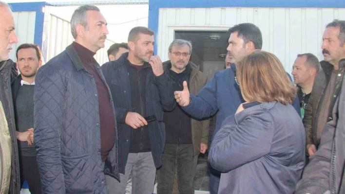 Bakan Kurum, İslahiye'deki konteyner kent çalışmalarını inceledi