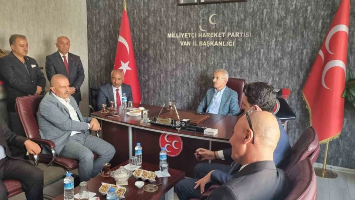 Bakan Uraloğlu'ndan MHP'ye ziyaret