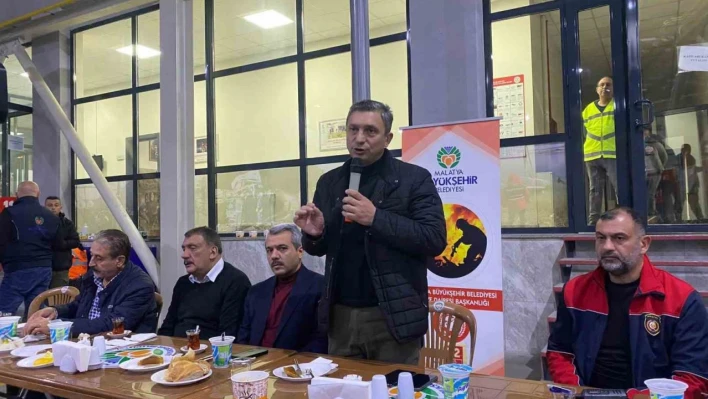 Bakan Yardımcısı Baydaş ile Vali Şahin itfaiyecilerle iftar yaptı