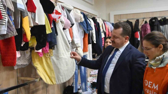 Balıkesir deprem bölgesine yardım oldu yağdı