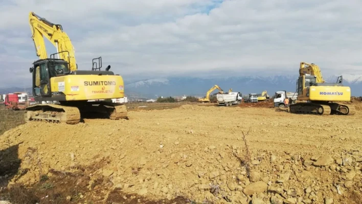 Başiskele Belediyesi Hatay'da yaraları sarıyor
