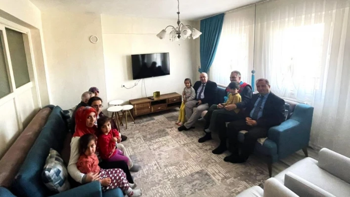 Başkan Cengiz Arslan depremzedeleri yalnız bırakmadı