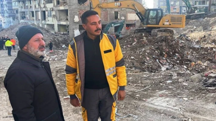 Başkan Çolakbayrakdar: 'Son yaralar sarılana kadar afet bölgesindeyiz'