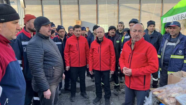 Başkan Kavuş: 'Hatay'ı ayağa kaldırana kadar buradayız'