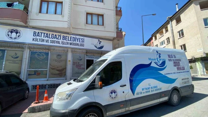 Battalgazi Belediyesi Hayır Çarşı'sından 300 bin aileye yardım