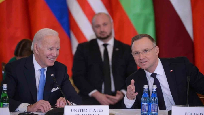 Biden: 'NATO'nun her santimini savunacağız'
