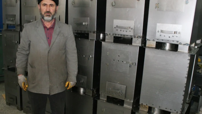 Bilecik'te öğretmenler depremzedeler için soba üretiyor