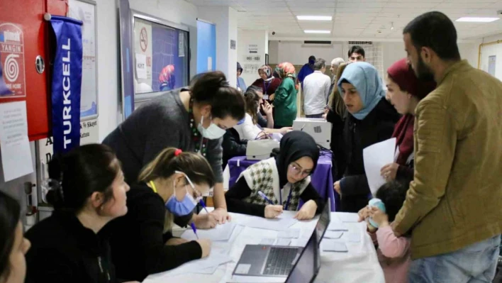 Bolu'da depremzede vatandaşlara randevusuz psikolojik destek hizmeti veriliyor