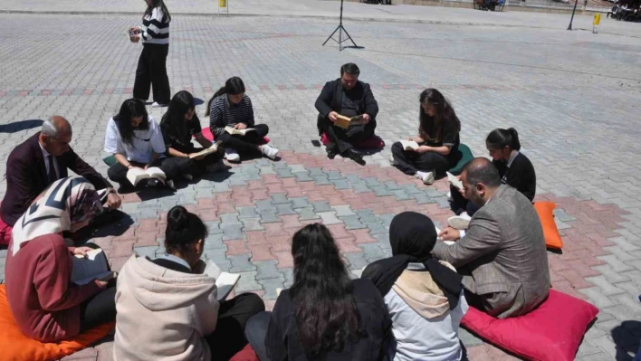 Bulanık'ta okuma etkinliği düzenlendi