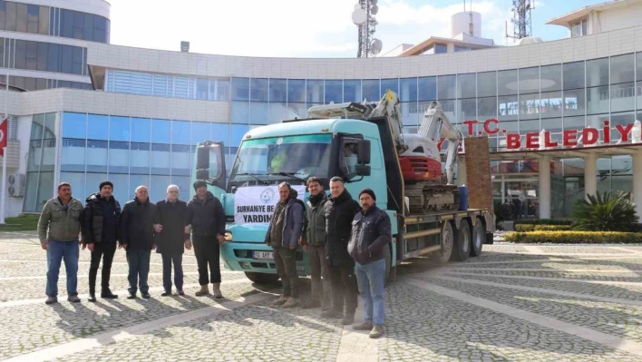 Burhaniye'den Hatay'a iş makineleri gönderildi