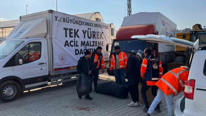 Büyükçekmece Belediyesi depremin yaralarını sarmaya devam ediyor