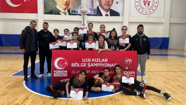 Büyükşehir Belediyespor U-16 Basketbol Takımı Anadolu Şampiyonası yolunda