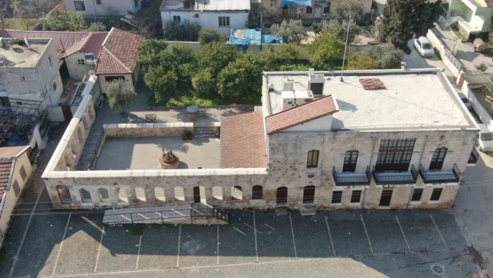 Cemil Meriç'in doğup büyüdüğü ev, depreme dayanarak ayakta kaldı