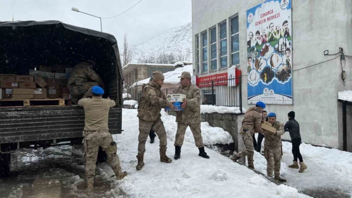 Çukurca'dan deprem bölgesine yardım eli