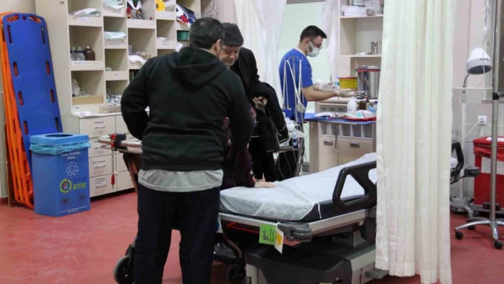 Deprem bölgesinden gelenler için hastanede 'depremzede iyilik koridoru' kuruldu